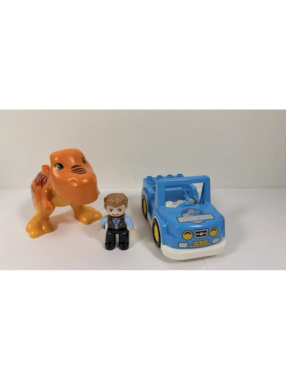 LEGO Duplo Jurassic World 10880 Orange Dinosaur Jeep, Owen Grady Parts